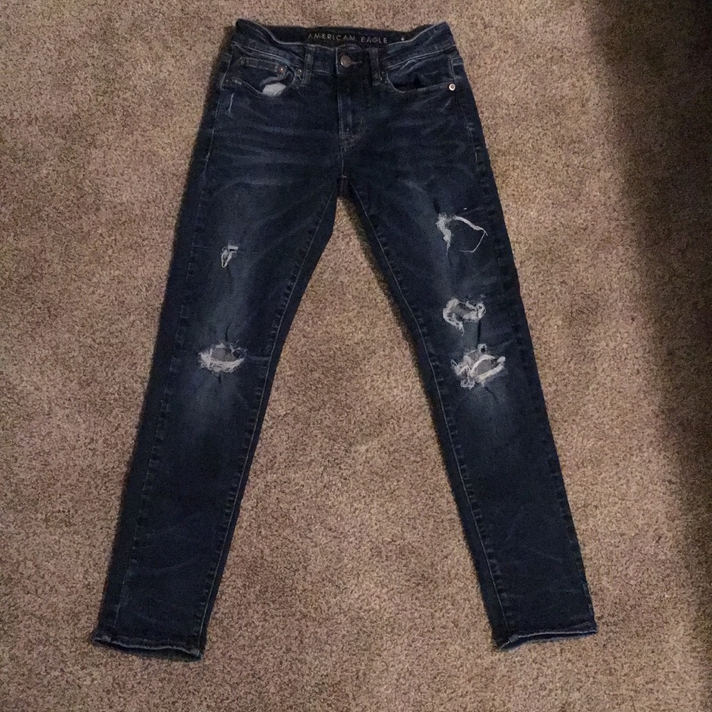 American eagle dark blue jeans